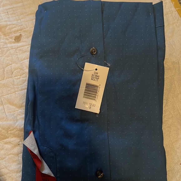 Brand new Calvin Klein shirt - Picture 4 of 4